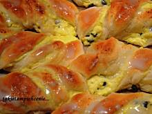 Fot. makusia, Zakręcone drożdżówki z serem i żurawiną