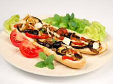 Fot. Wkn, Wege zapiekanka bagietkowa cebulowo-bakłażanowa