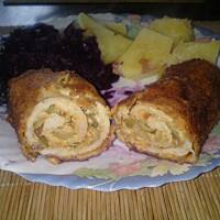 Rolady z indyka z orzechami włoskimi