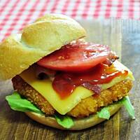 Burgery z chrupiącym kurczakiem