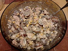 Fot. Dżanina Fonda, Sałatka z winogron i wędzonego kurczaka