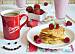 Fot. MIENTA, Pancakes serowo-truskawkowe z malinami