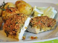 Fot. MIENTA, Kurczak pod aromatyczną kruszonką