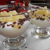 Mus waniliowo- ananasowy  z kaszki manny