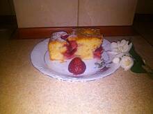 Fot. mamalenki, Pyszne ciasto z truskawkami