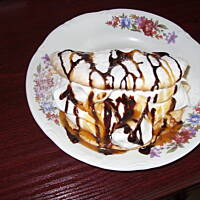 Omleciki biszkoptowe  z piekarnika z kremem bezowym