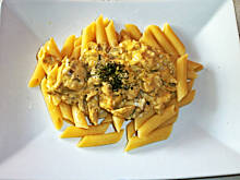 Fot. jsquoteme, Kurczak po warszawsku (z pieczarkami, porem, śmietaną i majonezem)