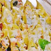 Zapiekane conchiglioni z łososiem