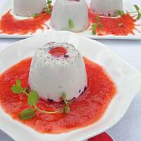 Panna cotta z jagodami