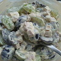 Sałatka z winogronami