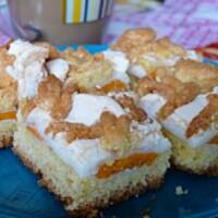 Kruche ciasto z morelami