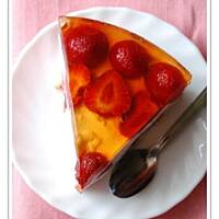 Truskawkowy sernik na zimno