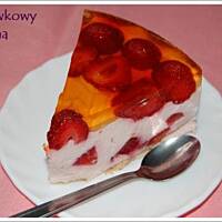 Truskawkowy sernik na zimno