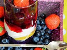 Fot. Mloda, Deser z owocami lata i lemon curd