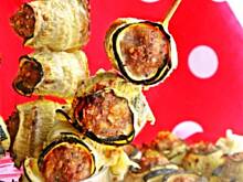 Fot. Mloda, Szaszłyki z klopsikami i cukinią