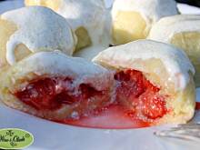 Fot. Monica W&O, Knedle ziemniaczano-serowe z truskawkami lub śliwami