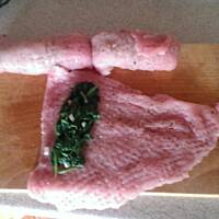 Zrazy nadziewane szpinakiem w szynce a'la parmeńskiej