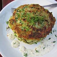 Placki z cukinii z chili i tymiankiem