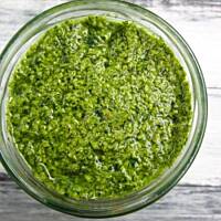 Spaghetti z pesto z rukoli