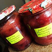 Jabłka z żurawiną i malinami.