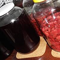 Pyszna nalewka z truskawek.