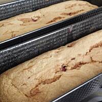 Szybkie ciasto z truskawkami.