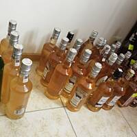 Wino działkowiczki z winogron.