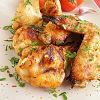 Miodowe skrzydełka z chili