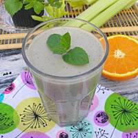 Koktajl z awokado i selera naciowego