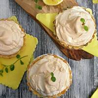 Tartaletki z lemon curd i bezą