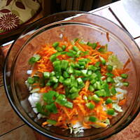 Surówka z kapusty pekińskiej z papryką