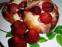 Fot. natalka1, Drożdżówki z serem i owocami