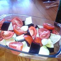 Penne z sosem z pieczonego bakłażna i pomidorów