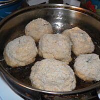 Delikatne i ryżowe knedle ze śliwkami