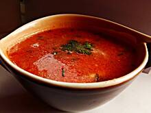 Fot. Luelle, Pomidorówka ze świeżych pomidorów z tartymi kluseczkami