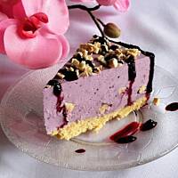 Jagodowy serniczek z Michałkami