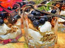 Fot. makusia, Waniliowy deser z borówką