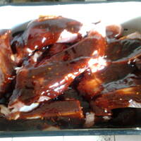 Żeberka w miodowym sosie