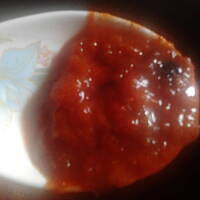 Sos pomidorowo-śliwkowy