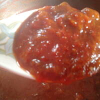 Sos pomidorowo-śliwkowy