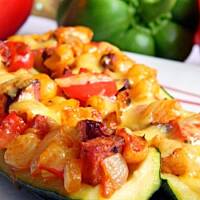 Cukinie nadziewane makaronem
