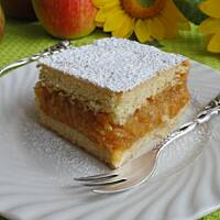 Kruche ciasto z jabłkami