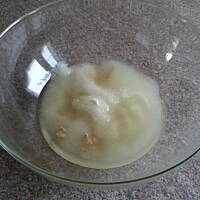 Placek drożdżowy ze śliwkami i kruszonką.