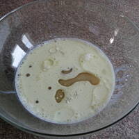 Placek drożdżowy ze śliwkami i kruszonką.