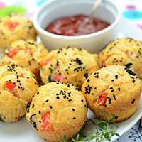 Pikantne, wytrawne muffinki z papryką i czarnuszką
