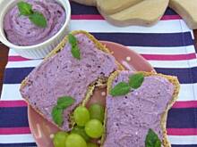 Fot. olusia23, Jagodowy twarożek z miętą