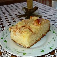 bezglutenowe ciasto drożdżowe z jabłkami i kruszonką