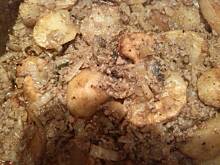 Fot. borniak78, mięso mielone z pekinką i pieczonymi ziemniaczkami