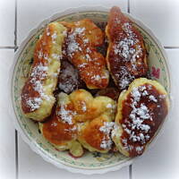 Racuchy drożdźowe z budyniem