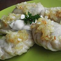 Pierogi z gryczaną i grzybami.